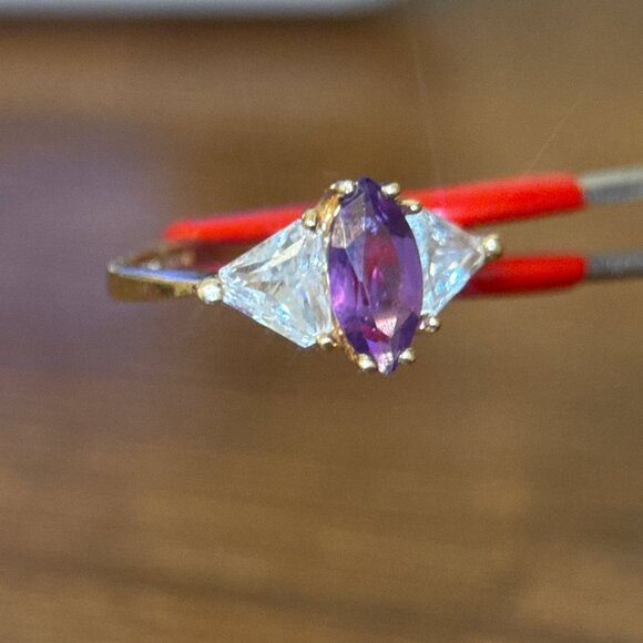 10K Gold Amethsyt/Trillion Cut Cz Ring - Picture 5 of 13